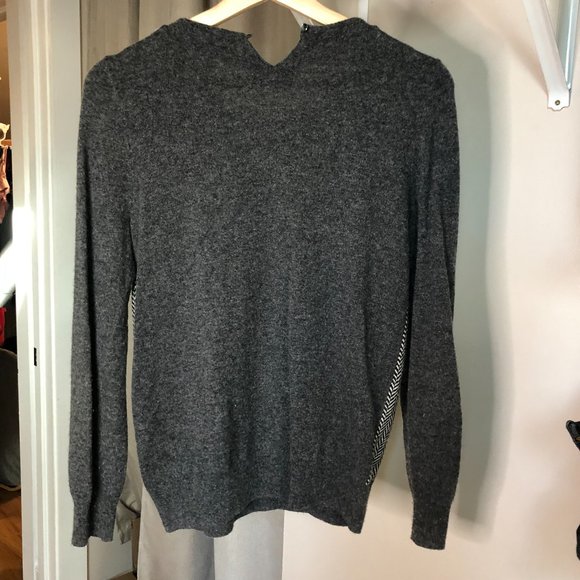 J. Crew Gray Herringbone Jeweled Peter Pan Collar Sweater Size XS - Picture 6 of 6